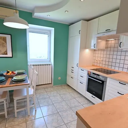 Captain's - Free Parking * Piran